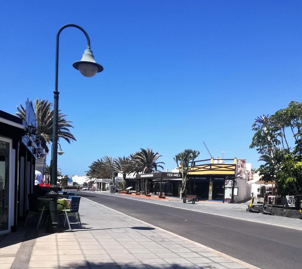 Marina Beach-Apartamentos Tahiche Costa Teguise Esterno foto